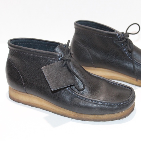 Clarks Other - Clarks Originals Wallabee Black Smooth Leather 8.5